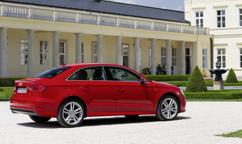 Audi A3 Limousine, Seitenansicht, 2013, Foto: Audi