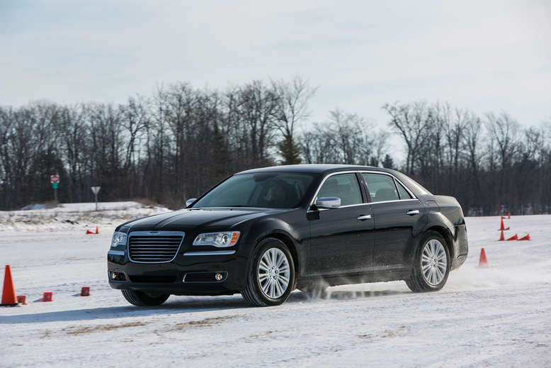 Chrysler 300C, Seitenansicht, 2013, Foto: Chrysler