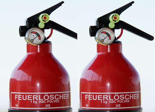 Feuerlöscher im Auto