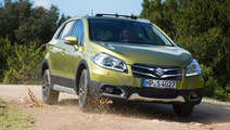 Suzuki SX4 S-Cross: Crossover-Optik und mehr Platz