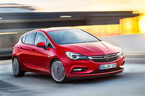 Kompakter Dauerbrenner: der neue Opel Astra kommt