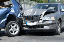 Autounfall: Was tun, wenn es knallt?